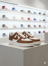 NKE AIRFORCE SNEAKERS
